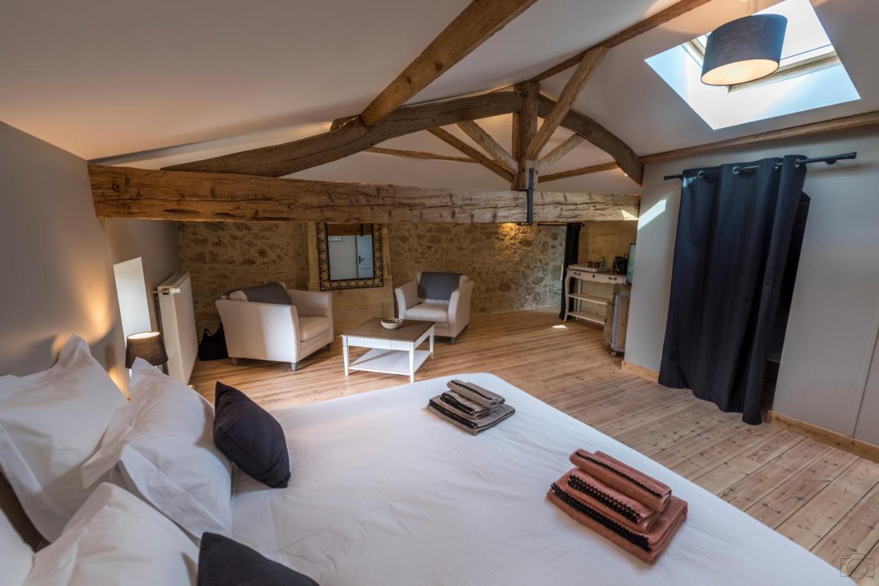 Bed and Breakfast La Vigneraie De Laura Sainte-Colombe  Экстерьер фото