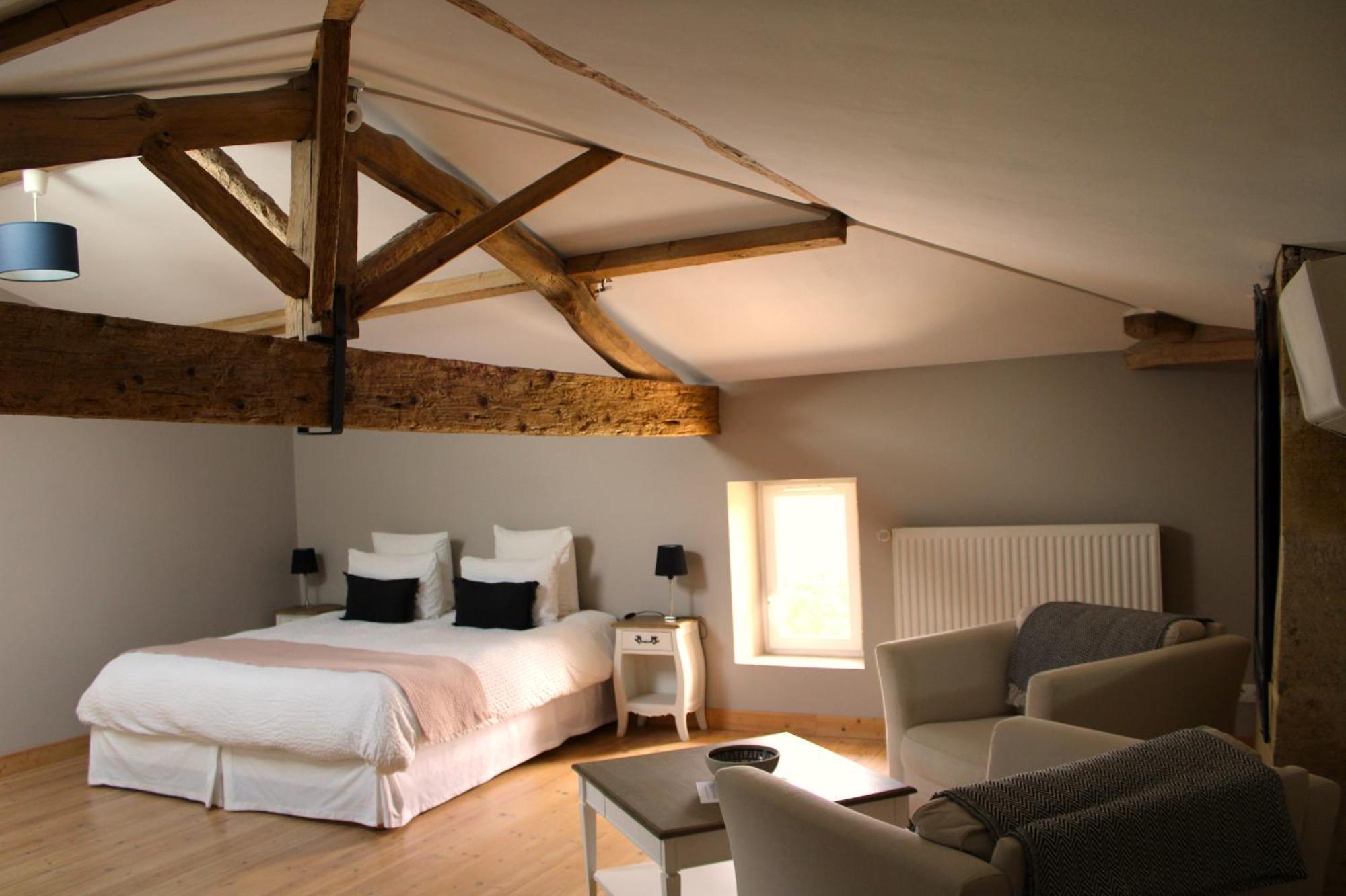 Bed and Breakfast La Vigneraie De Laura Sainte-Colombe  Экстерьер фото