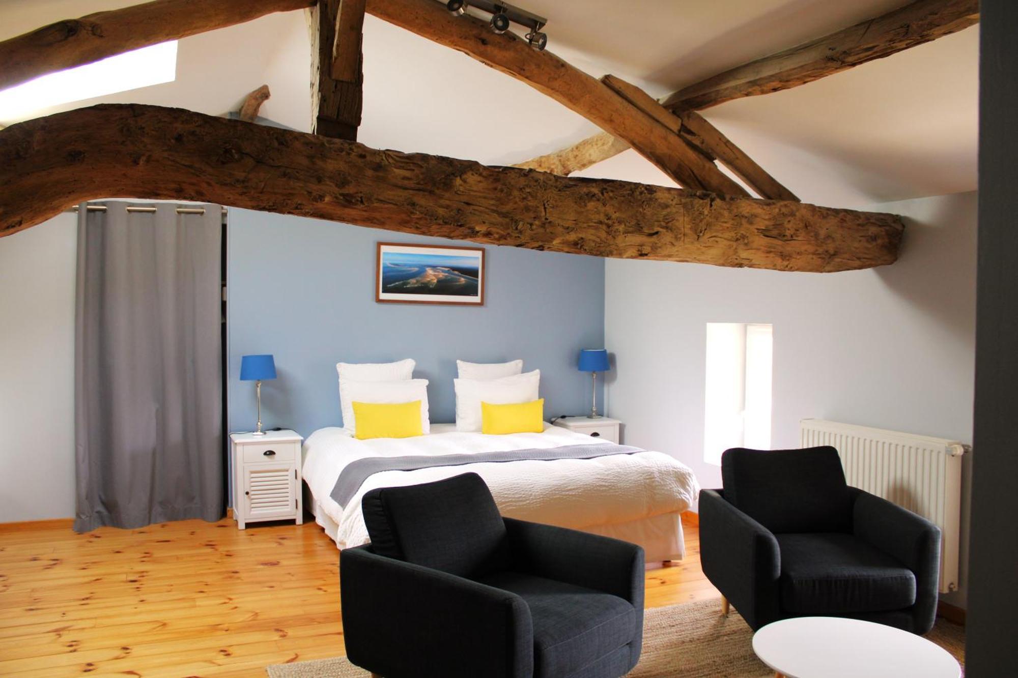 Bed and Breakfast La Vigneraie De Laura Sainte-Colombe  Экстерьер фото